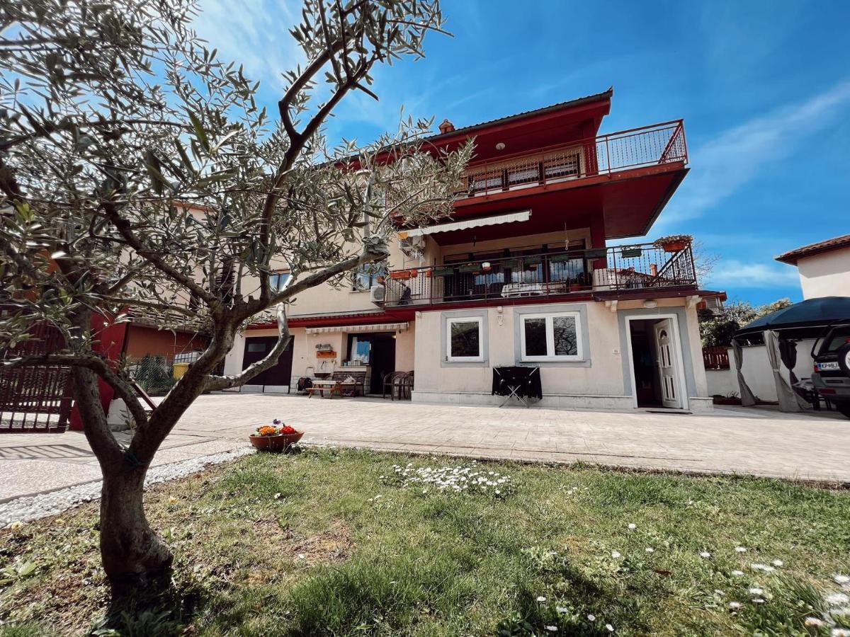 Amore Koper Apartment Exterior photo