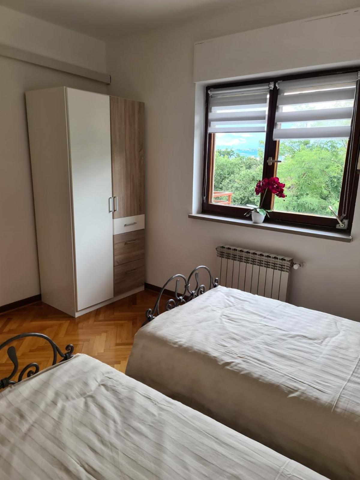 Amore Koper Apartment Exterior photo