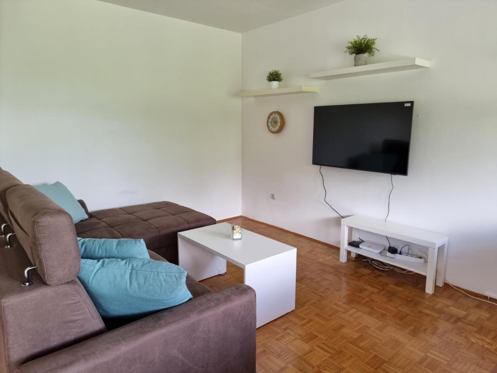 Amore Koper Apartment Exterior photo